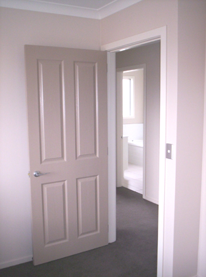 Elegant and discreet interior doors with Hoults Doors